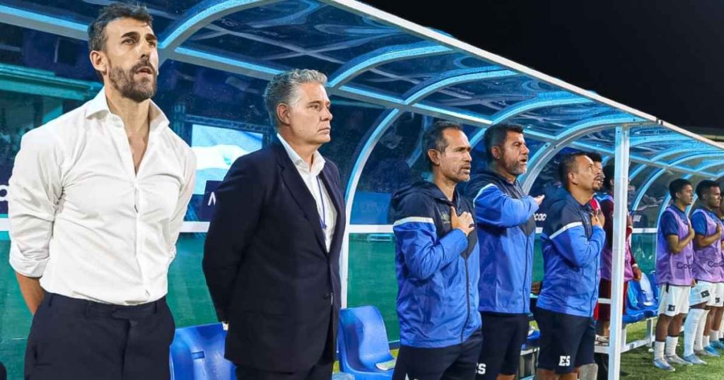 Cuerpo técnico de la selccion salvadoreña de futbol 